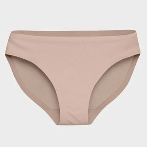 Eby Seamless Bikini Underwear in Nude